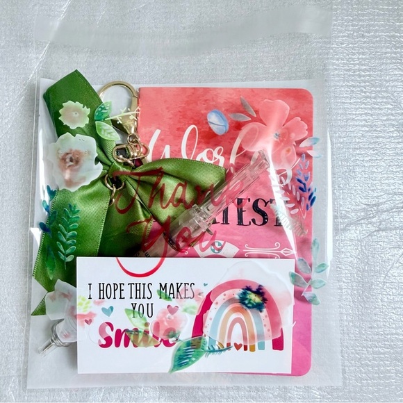 Bundle - Picture 6 of 10